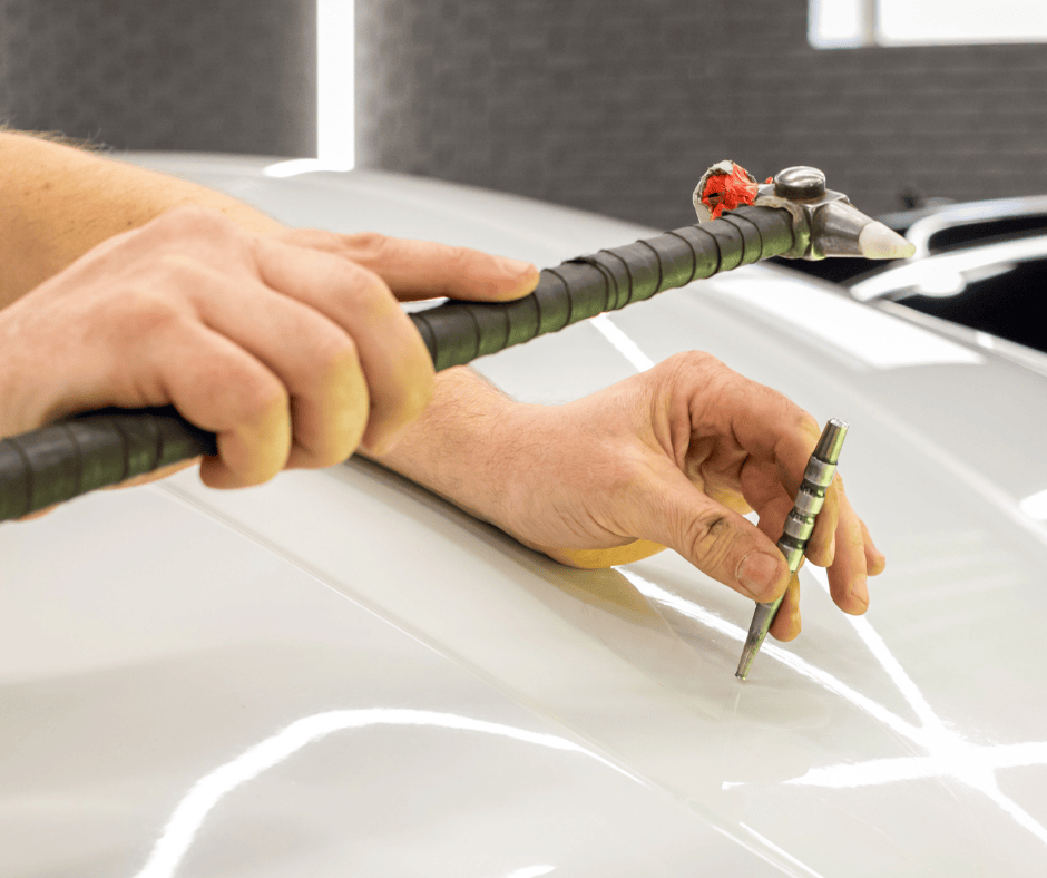 Qual è il costo della sostituzione dei componenti della carrozzeria di un’auto?