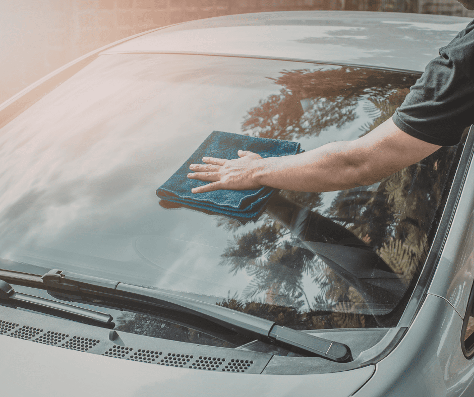 Carrozzeria pulita senza aloni: come fare?